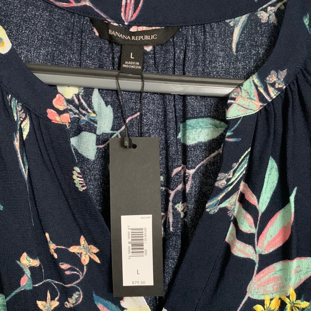 Banana Republic blouse